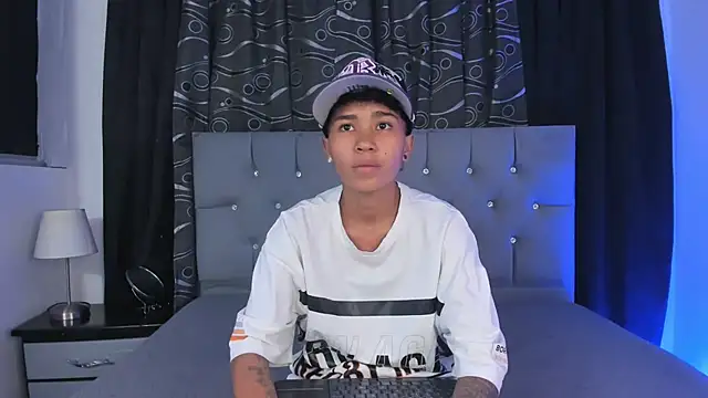 Snapshot of nova_sex01 chatting on 03.01.25 nova sex01 online show from 03.01.25