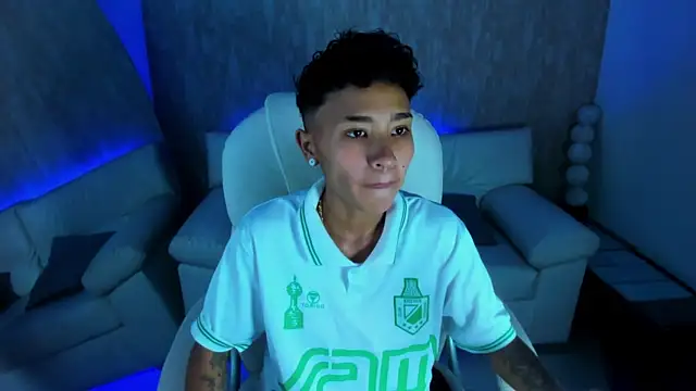 Snapshot of nova_sex01 chatting on 09.21.25 nova sex01 online show from 09.21.25