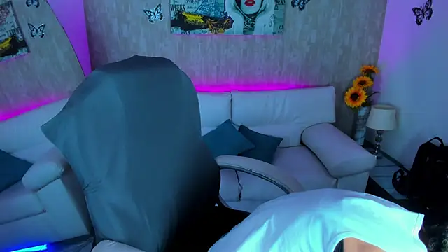 Snapshot of nova_sex01 chatting on 11.29.25 nova sex01 online show from 11.29.25