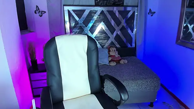 nova sex01 online show from 04.28.26