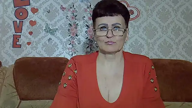 Snapshot of PaulaGolden chatting on 06.05.26 PaulaGolden online show from 06.05.26