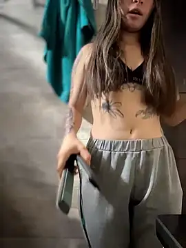 Sophie LS online show from 11.25.25