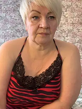 Laura Millf online show from 02.16.25