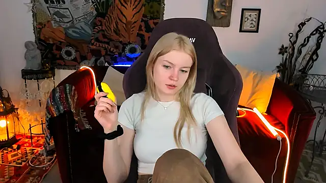 GraceGlamour online show from 01.15.25