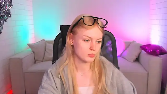 GraceGlamour online show from 02.10.25