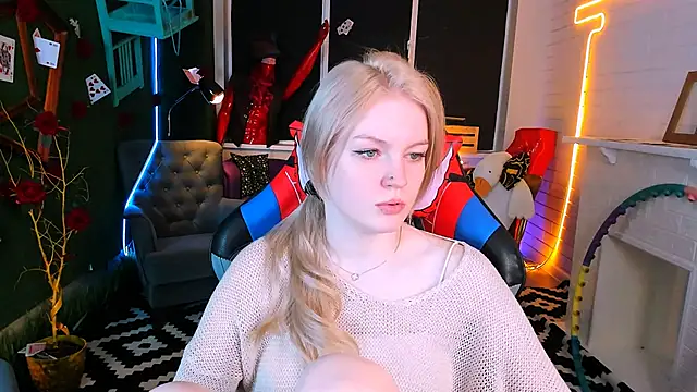 GraceGlamour online show from 02.13.25