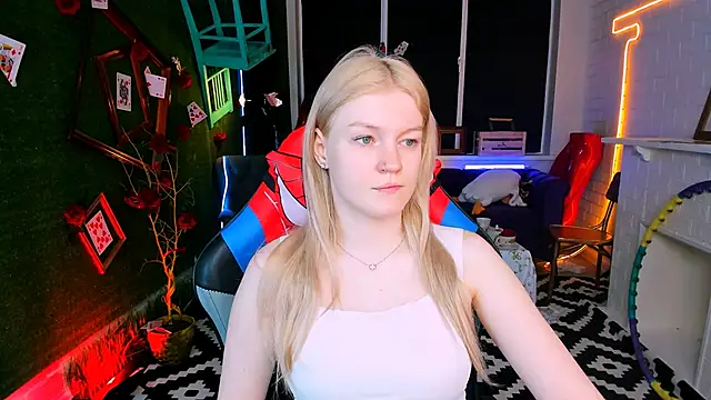 GraceGlamour online show from 02.26.25