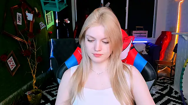 GraceGlamour online show from 02.26.25