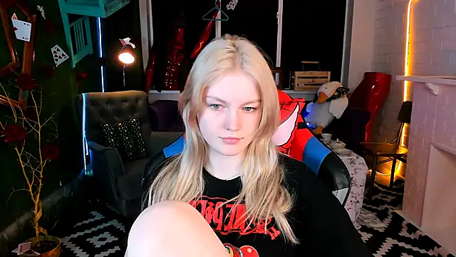 GraceGlamour online show from 03.15.25