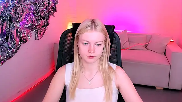 GraceGlamour online show from 09.13.25