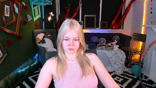 GraceGlamour online show from 09.25.25