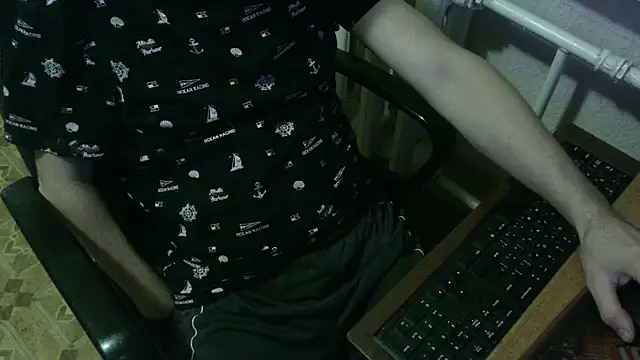 Snapshot of AlDON59 chatting on 03.10.25 AlDON59 online show from 03.10.25