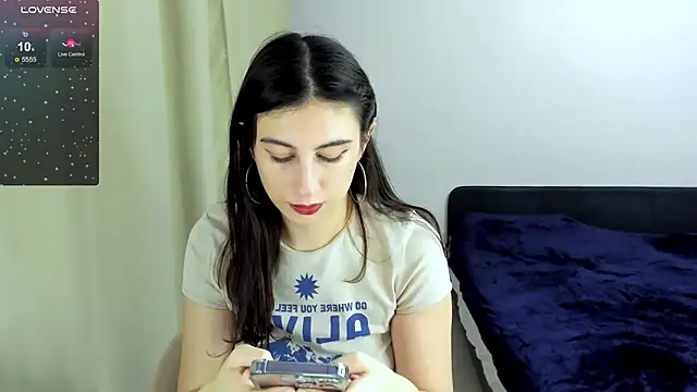 briannababy  online show from 01.17.25