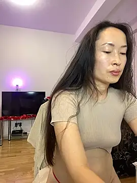 Snapshot of alana_liam chatting on 12.24.24 alana liam online show from 12.24.24