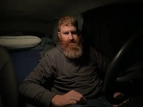 Snapshot of Redfurr69 chatting on 12.16.24 Redfurr69 online show from 12.16.24