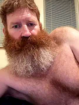 Snapshot of Redfurr69 chatting on 09.27.25 Redfurr69 online show from 09.27.25