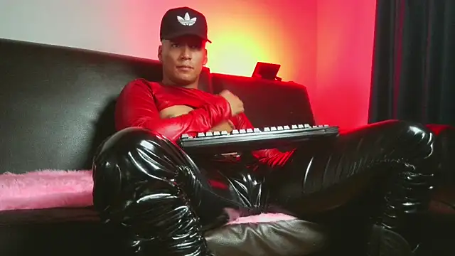 Leonnardo Jaramillo online show from 03.08.25