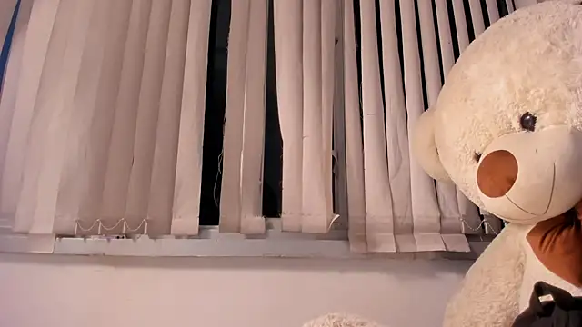 Valentina Se online show from 12.11.24