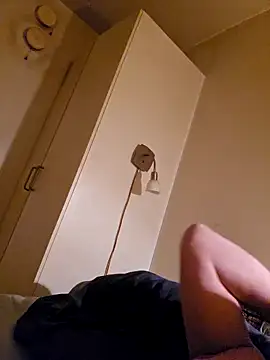 Snapshot of HeteroHotGuy1 chatting on 12.09.24 HeteroHotGuy1 online show from 12.09.24