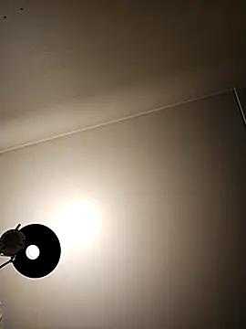 Snapshot of HeteroHotGuy1 chatting on 12.21.24 HeteroHotGuy1 online show from 12.21.24