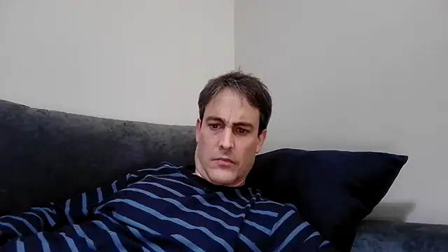 Snapshot of basquehotboy chatting on 12.06.24 basquehotboy online show from 12.06.24