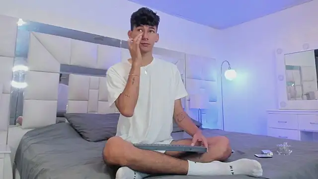 Alexx tc online show from 12.19.24