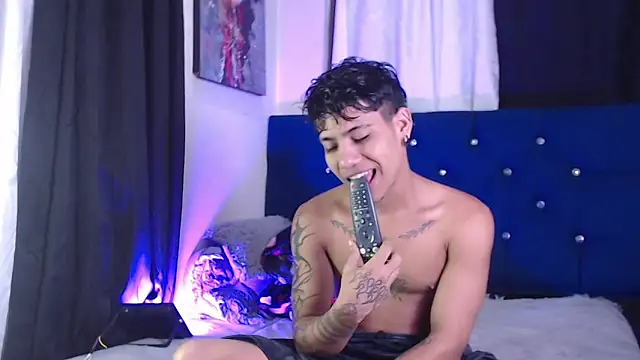 Sexys Boys Hot1 online show from 03.06.26