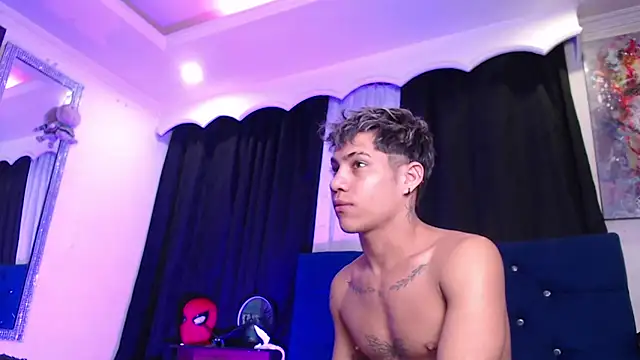 Sexys Boys Hot1 online show from 06.12.26