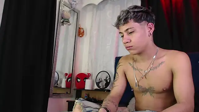 Sexys Boys Hot1 online show from 06.20.26