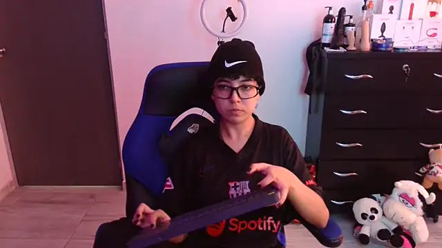 thomascooper7 online show from 11.13.25