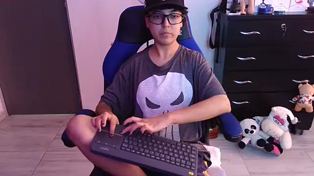 thomascooper7 online show from 12.18.25