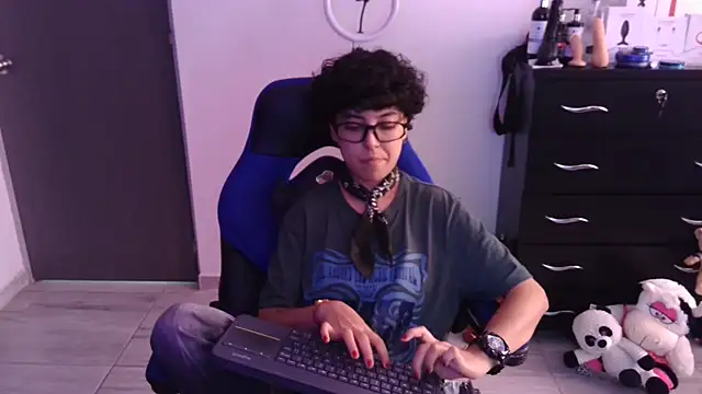 thomascooper7 online show from 02.18.26