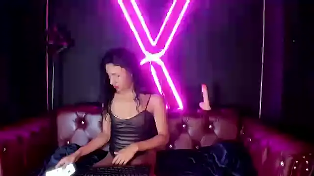 Sabrina Rosse   online show from 02.04.25