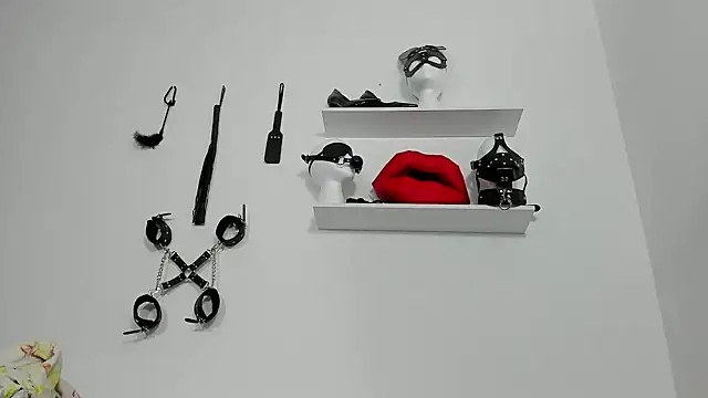 Sabrina Rosse   online show from 02.11.25