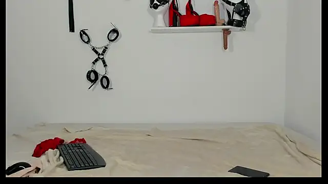 Sabrina Rosse   online show from 03.22.25