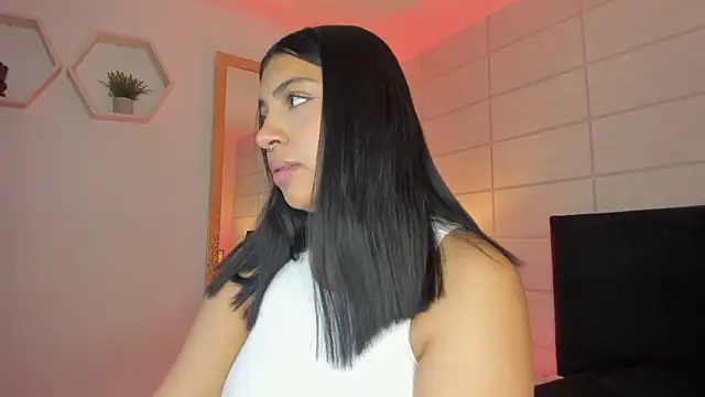 Christine Laam online show from 11.18.25