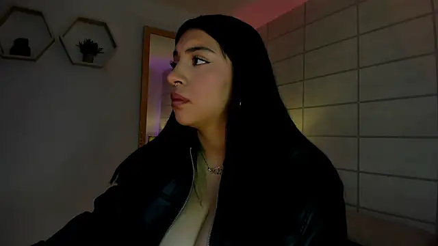 Christine Laam online show from 03.10.26