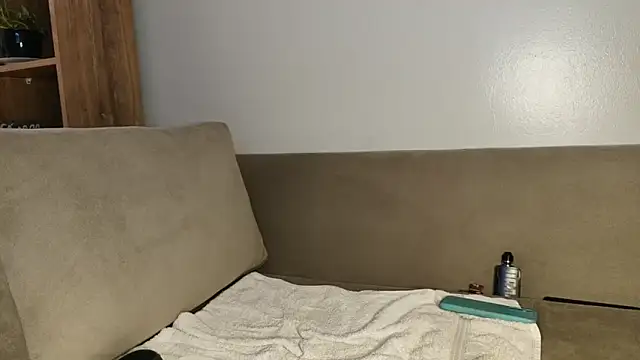 Snapshot of neonangel666 chatting on 03.19.25 neonangel666 online show from 03.19.25