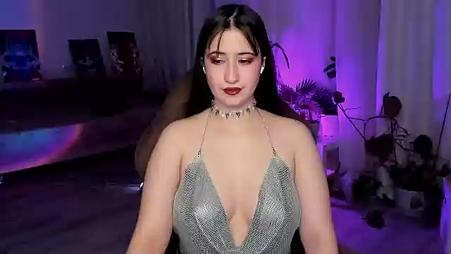 Snapshot of annallurings chatting on 03.04.25 annallurings online show from 03.04.25