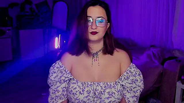 Snapshot of annallurings chatting on 12.05.25 annallurings online show from 12.05.25