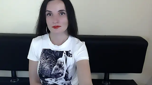 LaimaV  online show from 06.21.26