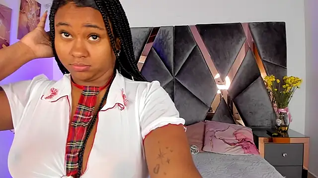 Milan ebony online show from 07.04.26