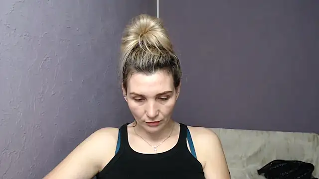 Snapshot of _sexy_lady chatting on 02.01.25  sexy lady online show from 02.01.25