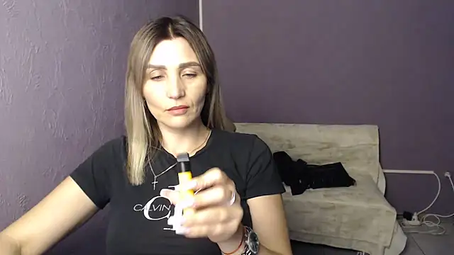 Snapshot of _sexy_lady chatting on 09.17.25  sexy lady online show from 09.17.25