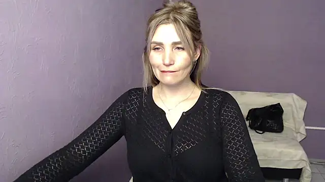 Snapshot of _sexy_lady chatting on 10.21.25  sexy lady online show from 10.21.25