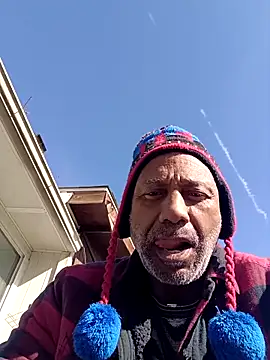 Snapshot of yasohw chatting on 12.03.25 yasohw online show from 12.03.25