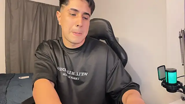 dereckbrownn online show from 12.07.24