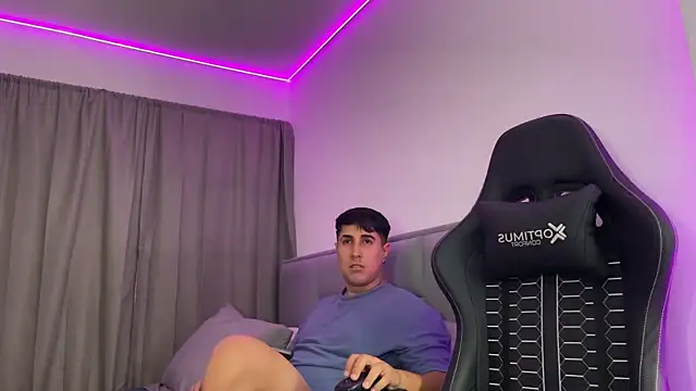 dereckbrownn online show from 11.04.25