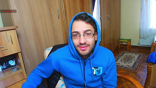 Snapshot of HungEddy chatting on 12.05.24 HungEddy online show from 12.05.24