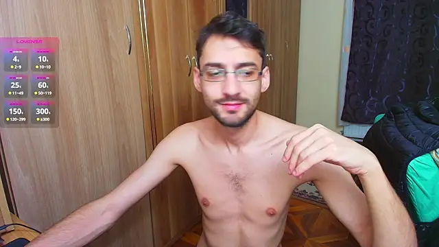 Snapshot of HungEddy chatting on 12.23.24 HungEddy online show from 12.23.24